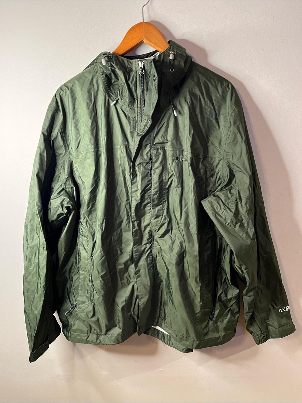 L.L. Bean Men's Trail Model Hooded Rain Jacket Size XL in Deep Loden